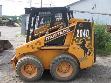 mustang 2040 skid steer specs